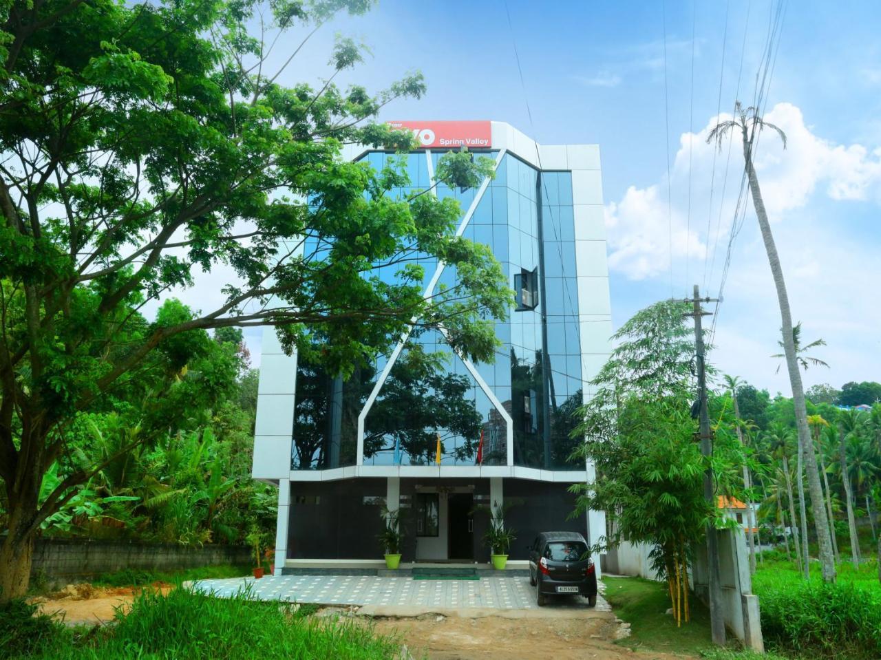 Oyo 9557 Near Kims Hospital Hotel Thiruvananthapuram Ngoại thất bức ảnh