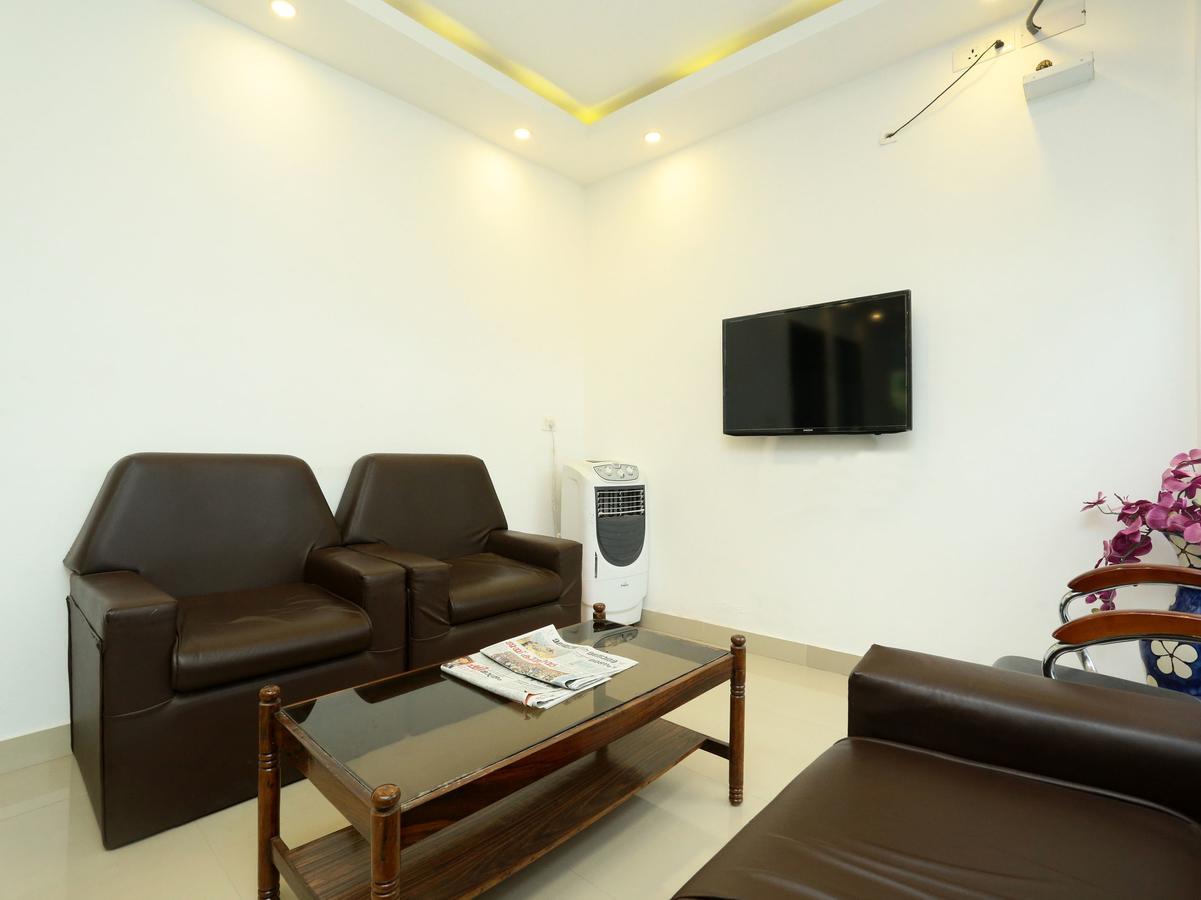 Oyo 9557 Near Kims Hospital Hotel Thiruvananthapuram Ngoại thất bức ảnh
