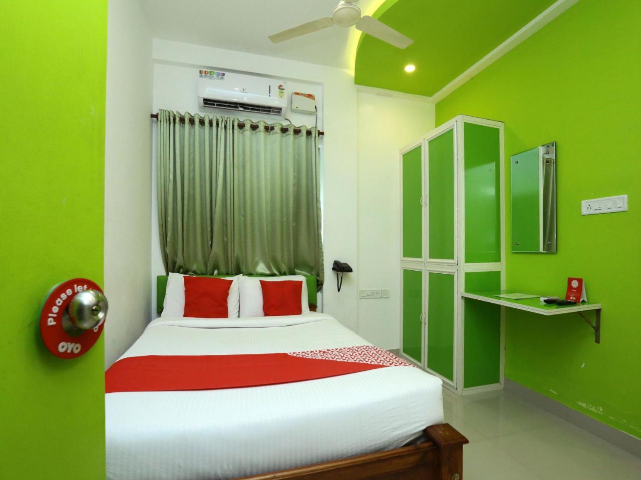 Oyo 9557 Near Kims Hospital Hotel Thiruvananthapuram Ngoại thất bức ảnh